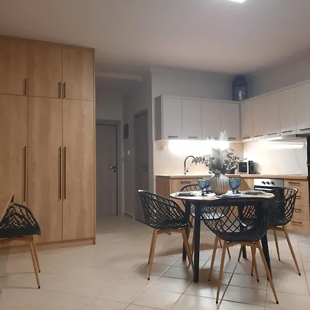 Olena Apartmán Nea Moudania